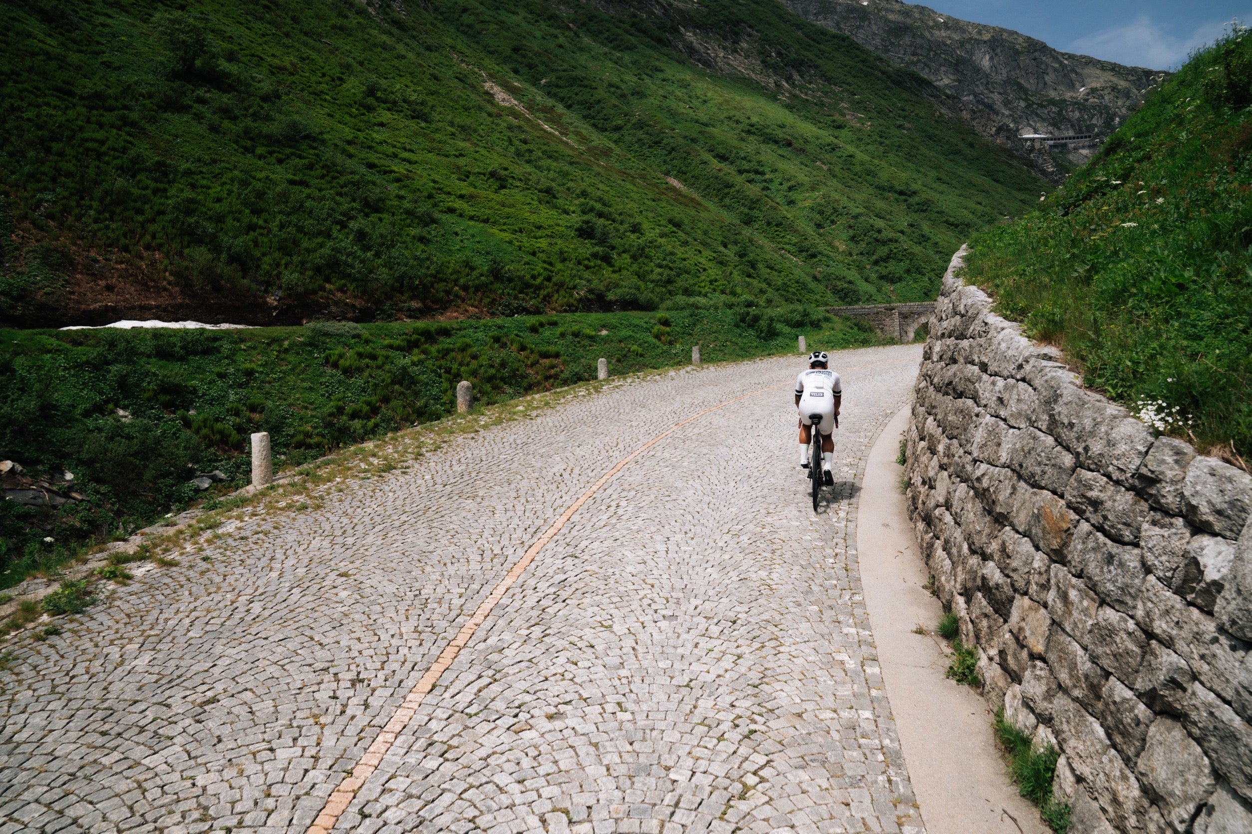 Day 3｜Tremola 與 Belvédère：歷史、爬升、信念同行 – SHCREW Sport Collection